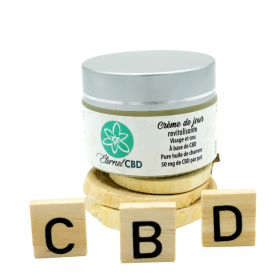 Prodotto CBD: Crema da giorno rivitalizzante al CBD - ÉTERNEL CBD